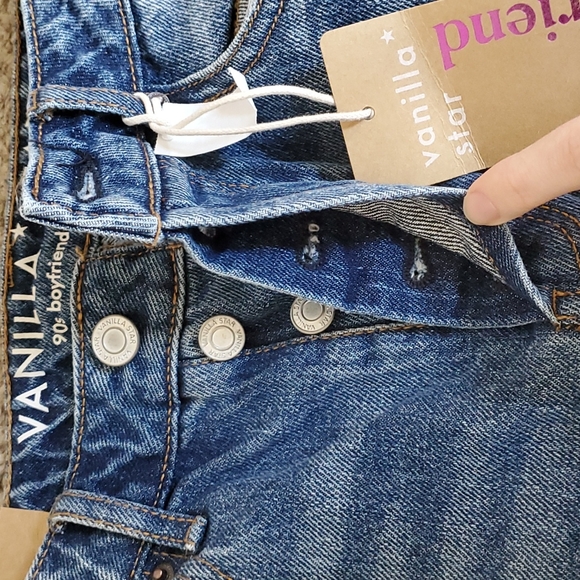 Jeans - Picture 3 of 5